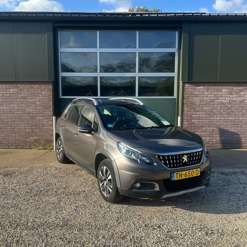 Peugeot 2008 - 1.2 PureTech Allure, Auto's, Voorwielaandrijving, Gebruikt, Euro 6, 1199 cc