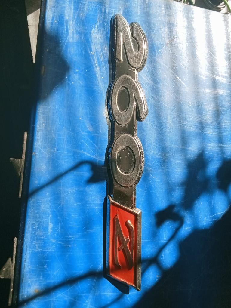 Datsun 260Z embleem nu, Auto-onderdelen, Ophalen of Verzenden, Gebruikt, Nissan