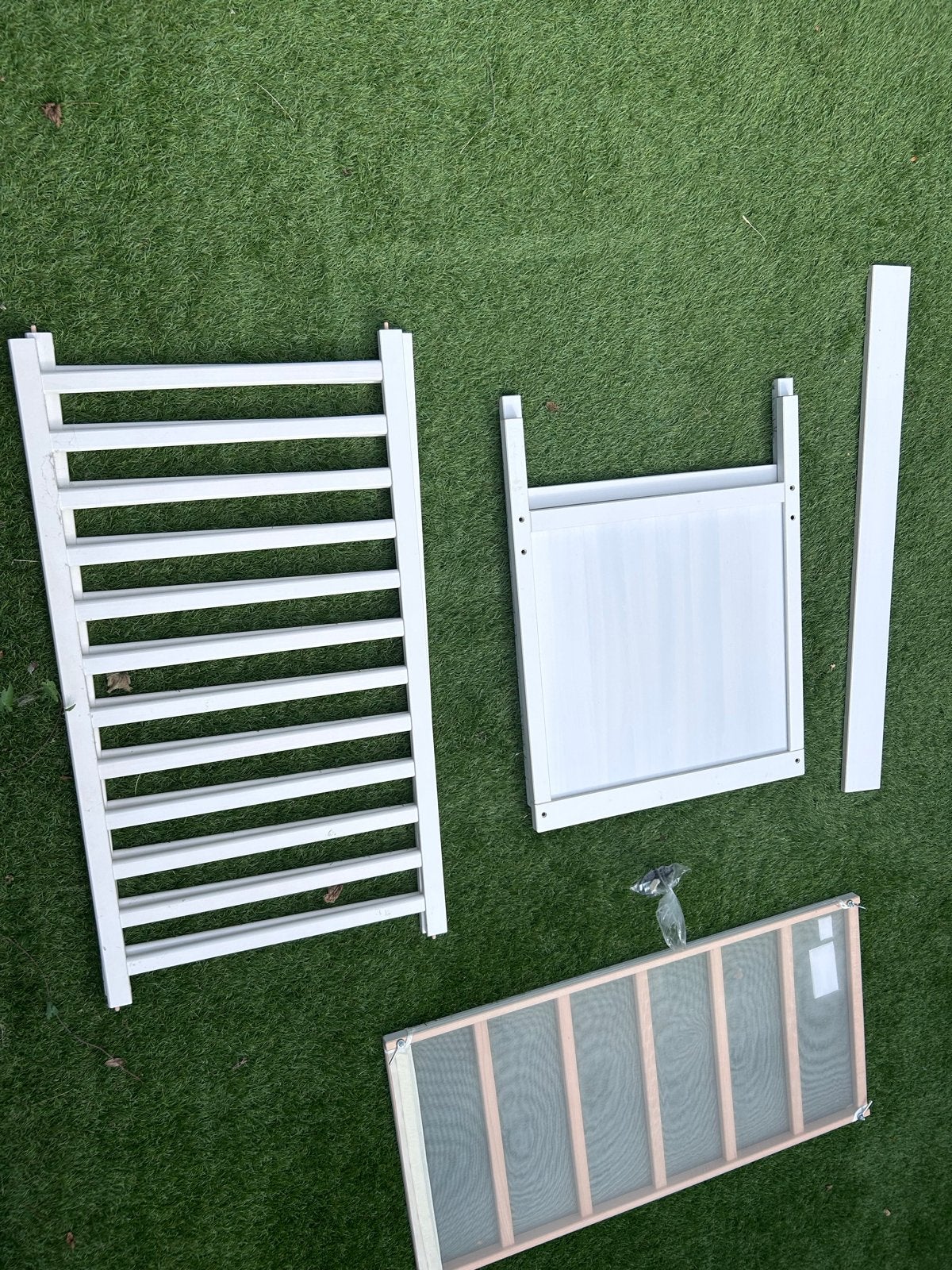 Wit houten ledikant voor baby of peuter, Kinderen en Baby's, Ophalen, Gebruikt, Ledikant