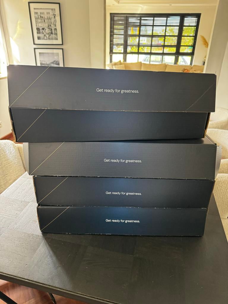 4x M line prestige kussens - Nieuw in doos, Ophalen of Verzenden, Nieuw, Wit, Overige vormen