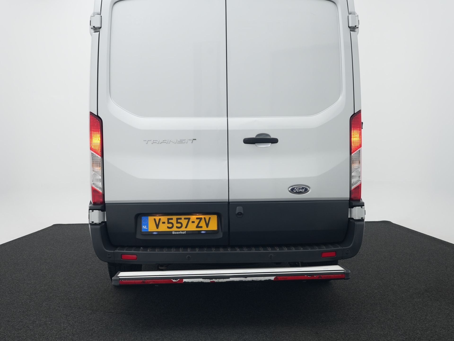 Ford Transit 350 2.0 TDCI 130 pk L2H2 Trend | Camera | Airco, 12 maanden, 4 cilinders, 2042 kg, Bedrijf
