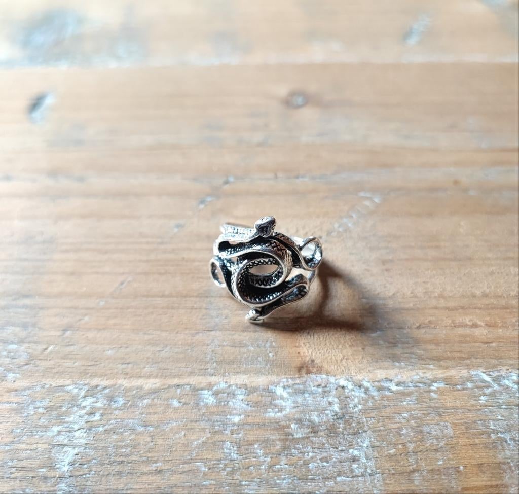 Verstelbare Slangen Ring - Uniek Design, Sieraden, Tassen en Uiterlijk, Ringen, Verzenden, Nieuw, Zilver, Dame of Heer