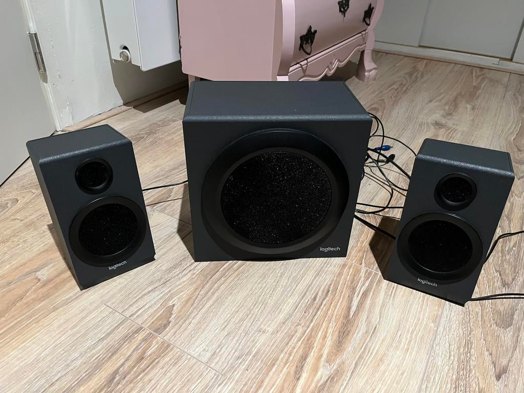 Logitech Z333 speakerset, Ophalen, Zo goed als nieuw, 120 watt of meer, Overige merken