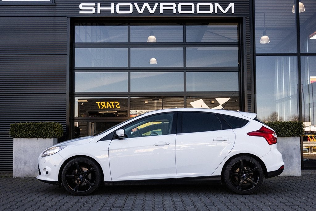 Ford Focus 1.6 EcoBoost Titanium, Xenon, 182pk, Cruise, Blac, Auto's, Gebruikt, 4 cilinders, Wit, 665 kg