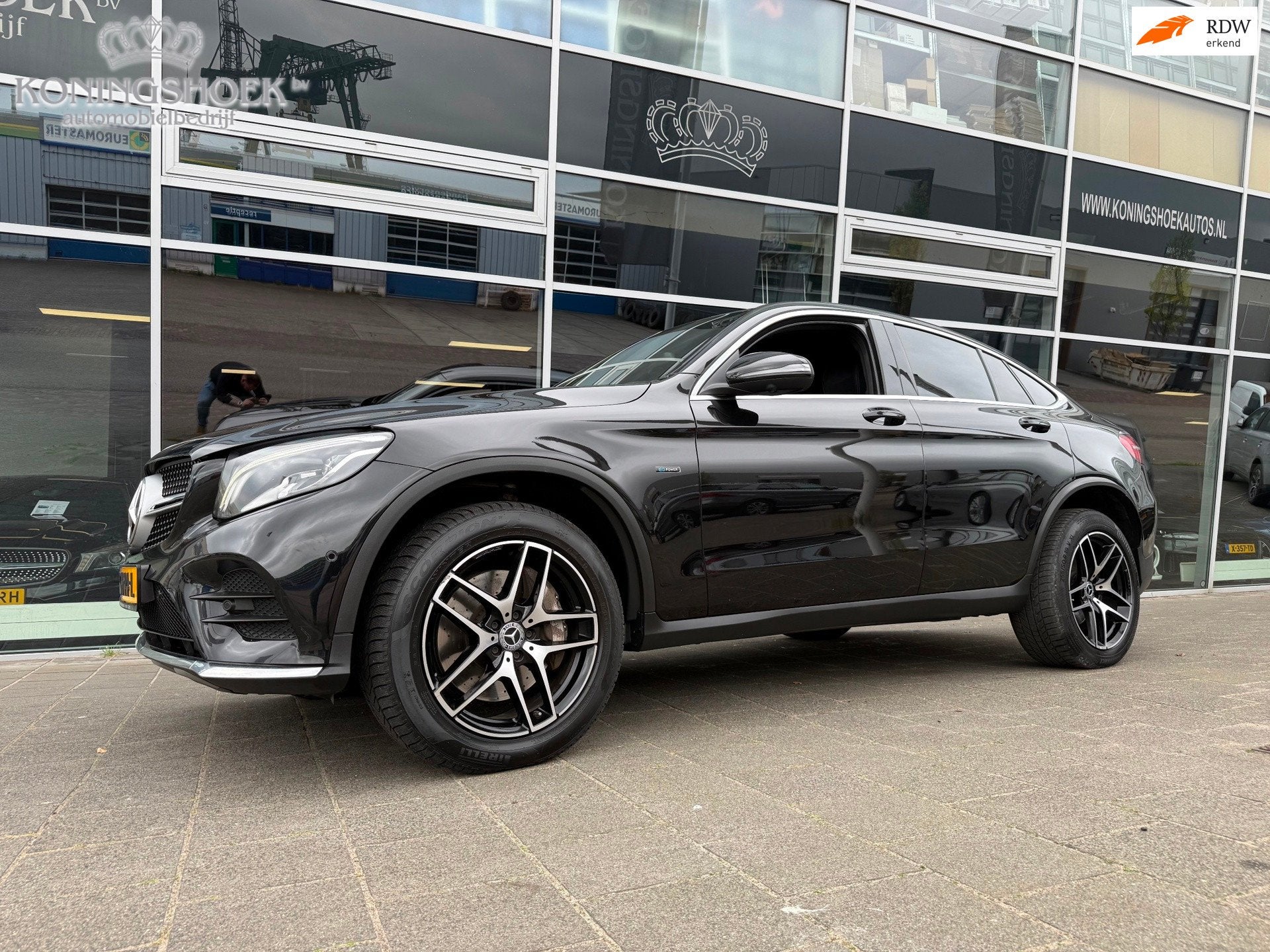 Mercedes-Benz GLC-klasse Coupé 350e 4MATIC AMG Business Sol, Automaat, Gebruikt, 4 cilinders, 2000 kg