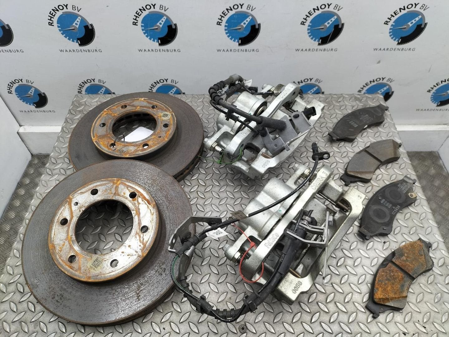 FORD RANGER XLT 1-serie  REM SET 2023, Ophalen of Verzenden, Gebruikt, Stiba lid