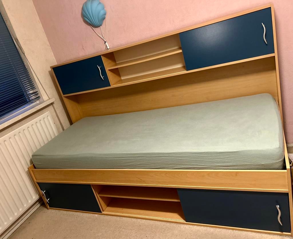 Bed (met of zonder bovenstuk; kajuitbed), Gebruikt, Eenpersoons, Blauw, 210 cm