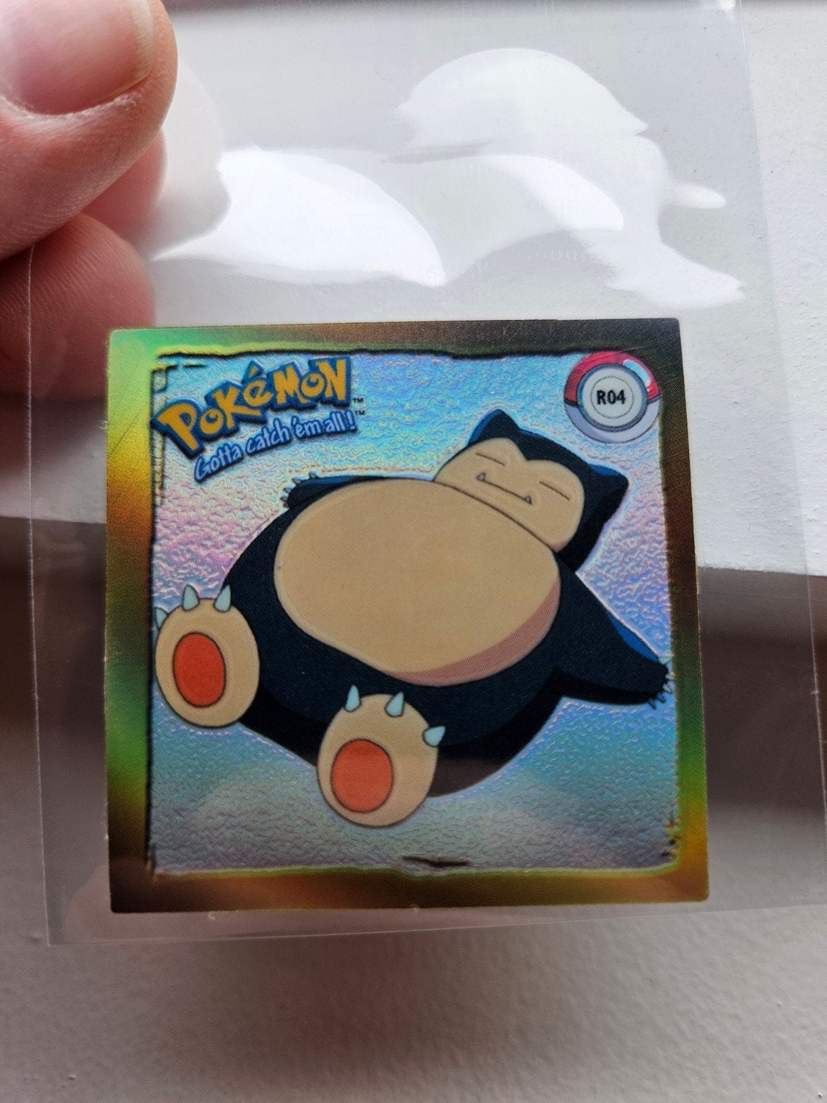 Snorlax Artwork Sticker Rainbow zeldzaam misprint R04 1999, Verzenden, Zo goed als nieuw, Losse kaart, Foil