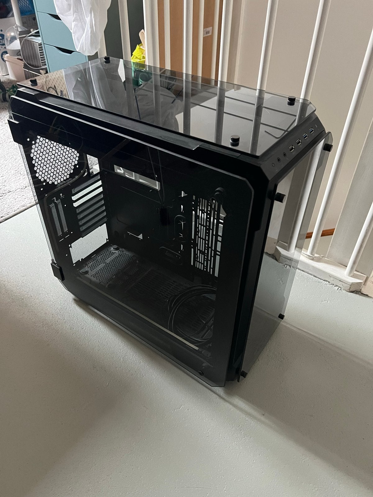 Thermaltake View 71 PC-kast met adresbare LED-strips, Computers en Software, Computerbehuizingen, Ophalen, Zo goed als nieuw