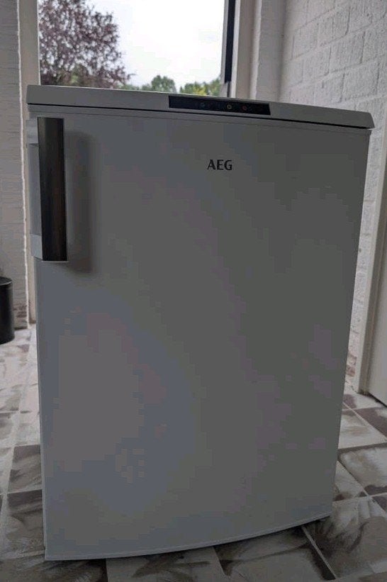 vrijstaande vriezer tafelmodel AEG, Ophalen, Vrijstaand, 60 tot 90 cm, Vrieskast