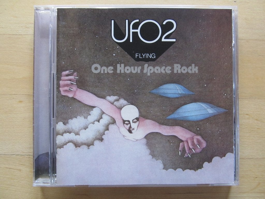 CD UFO 2 Flying One hour space rock, Cd's en Dvd's, Hard Rock, Ophalen of Verzenden, Zo goed als nieuw, Album