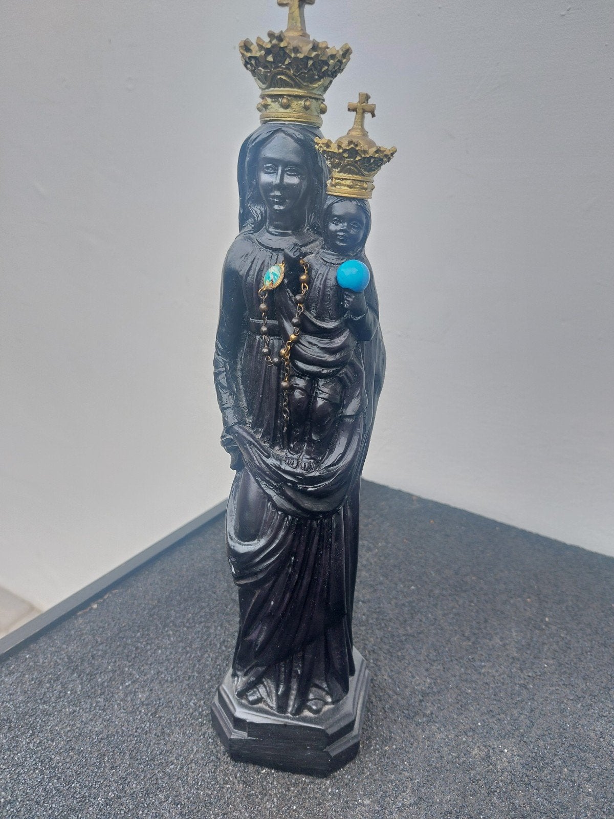 Zwarte Madonna Beeld - 35 cm Hoog - Religieuze Kunst, Ophalen