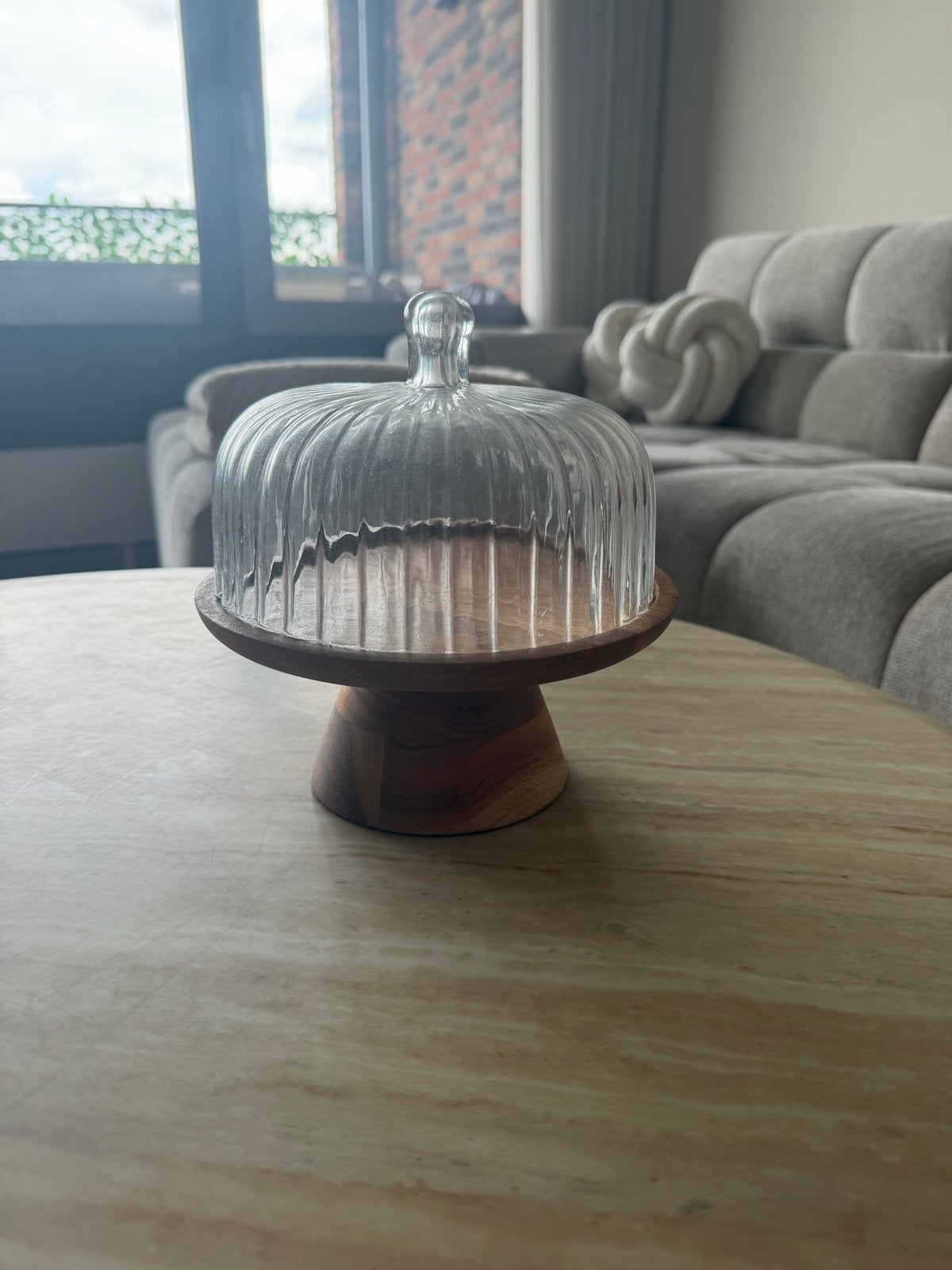 Action glazen stolp met houten plateau, Glas, Ophalen of Verzenden, Zo goed als nieuw, Met plateau