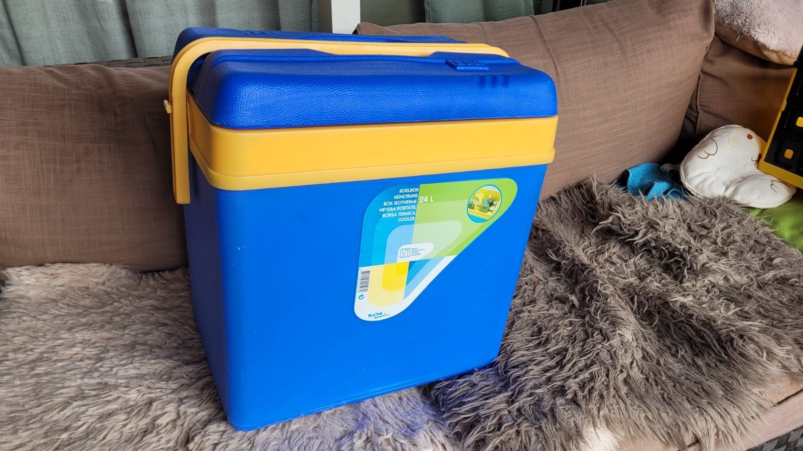 Koelbox 24L - Blauw/Geel - Ideaal voor picknicks en camping, Ophalen, Gebruikt, Koelbox, Koelelement
