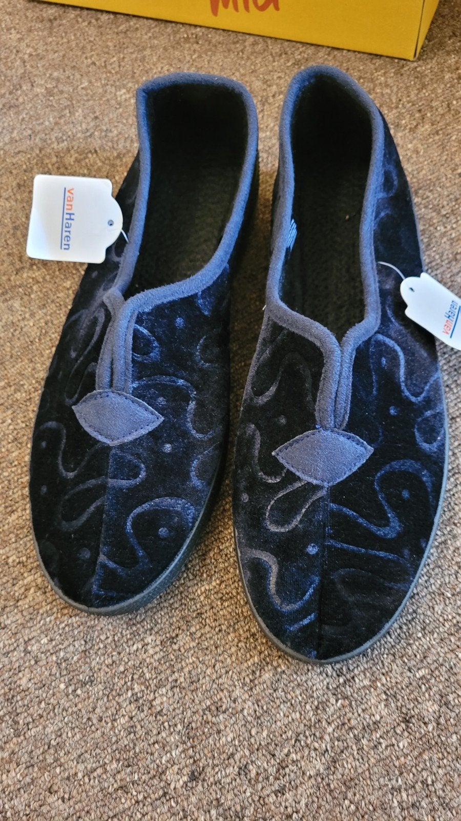 Casa Mia huisschoenen van Van Haren, maat 40, nieuw, Kleding | Dames, Schoenen, Casa Mia, Ophalen of Verzenden, Nieuw, Pantoffels of Sloffen