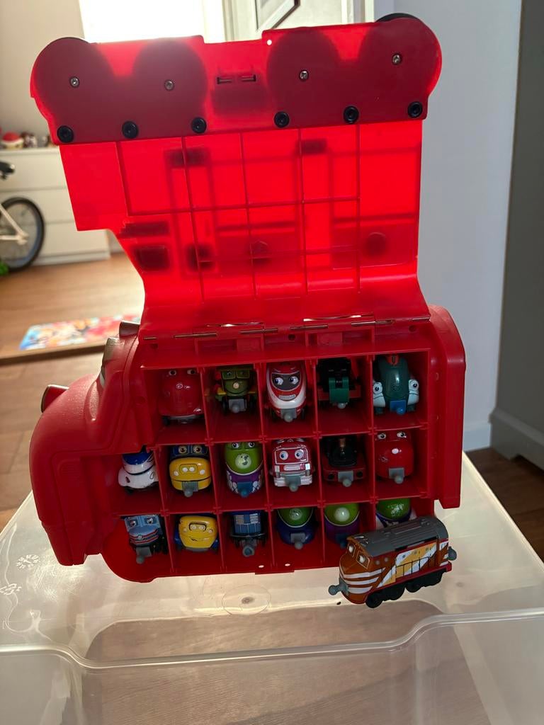 Chuggington treinen in opberg koffer, Ophalen of Verzenden, Gebruikt