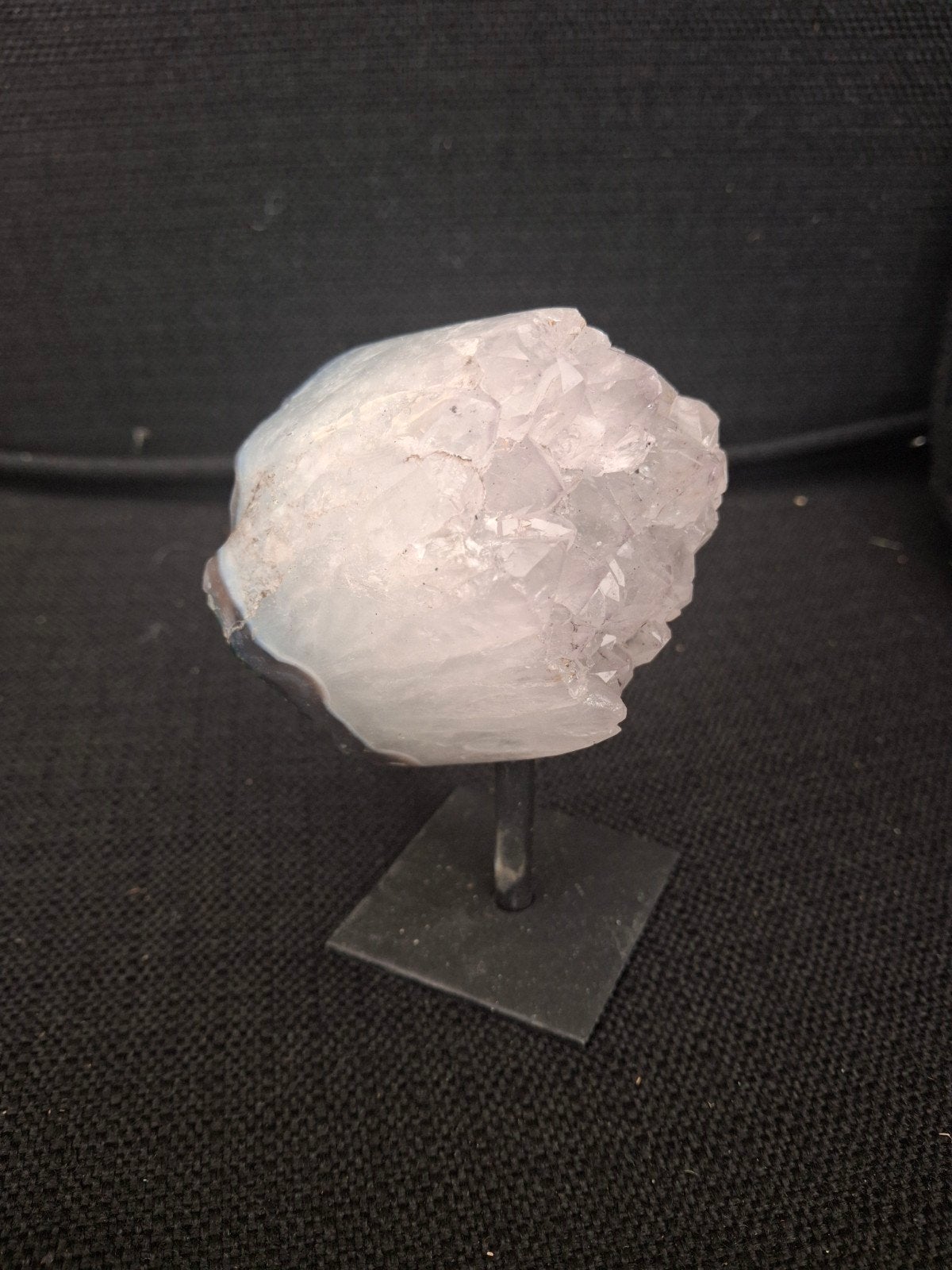 Edelsteen Bergkristal 462 gram op standaard, Ophalen