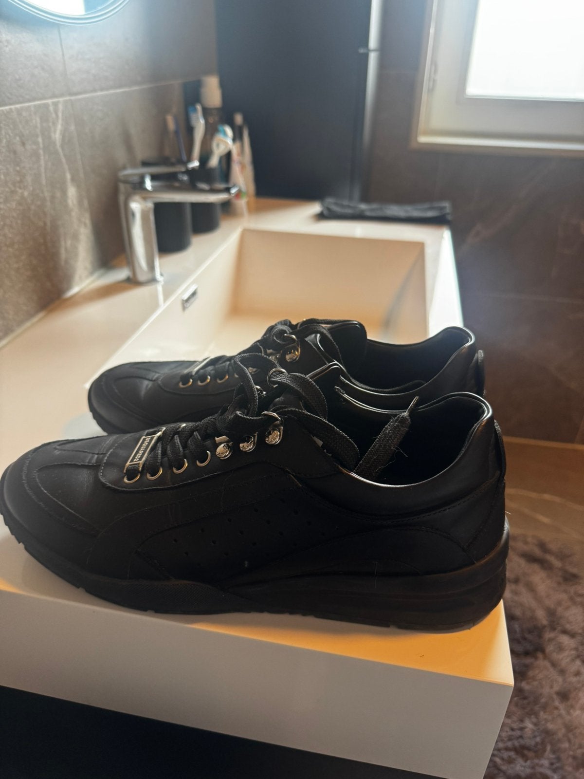 Originele Dsquared2 Sneakers Maat 44 – Zo Goed Als Nieuw, Kleding | Heren, Ophalen of Verzenden, Zo goed als nieuw