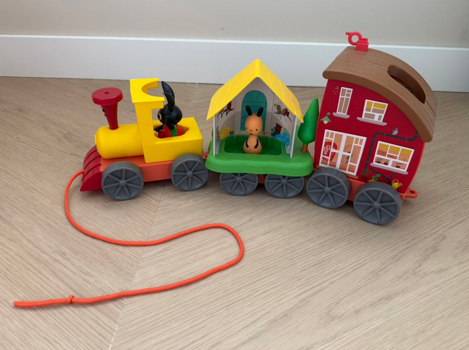 Bing trein met licht en geluid, Ophalen of Verzenden, Zo goed als nieuw, Jongen of Meisje