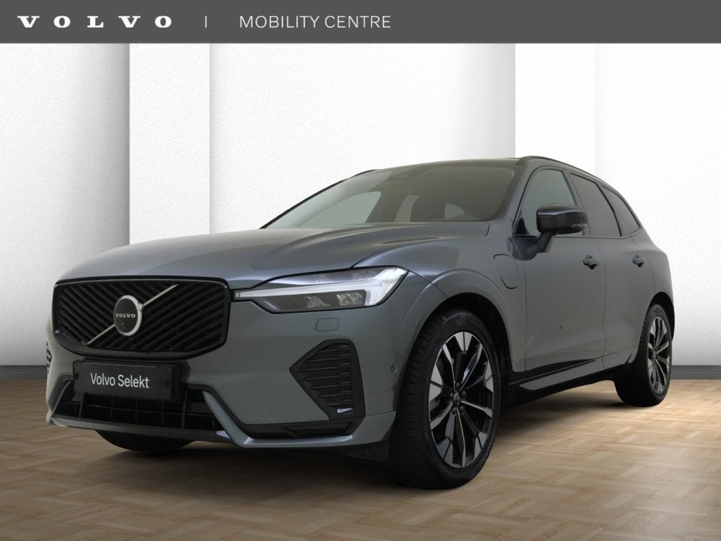 Volvo XC60 T6 AWD Ultra Dark | Luchtvering | Trekhaak | 360