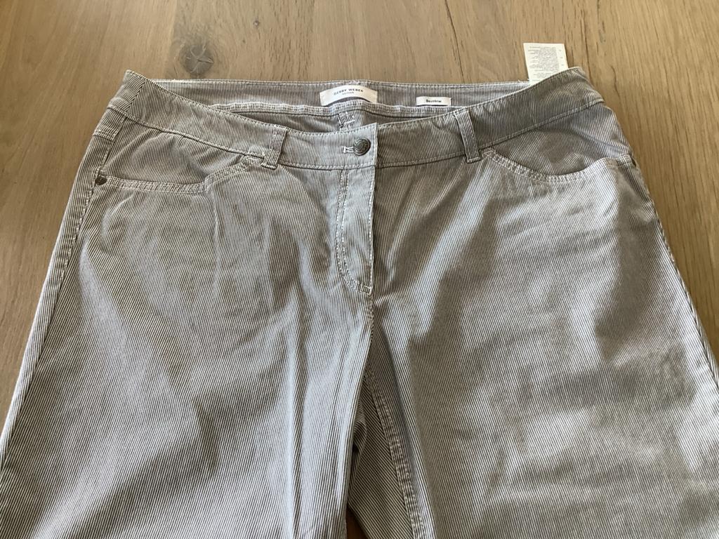 Gerry Weber gestreepte broek maat 46R, Kleding | Dames, Grote Maten, Ophalen of Verzenden, Nieuw, Grijs, Broek of Spijkerbroek