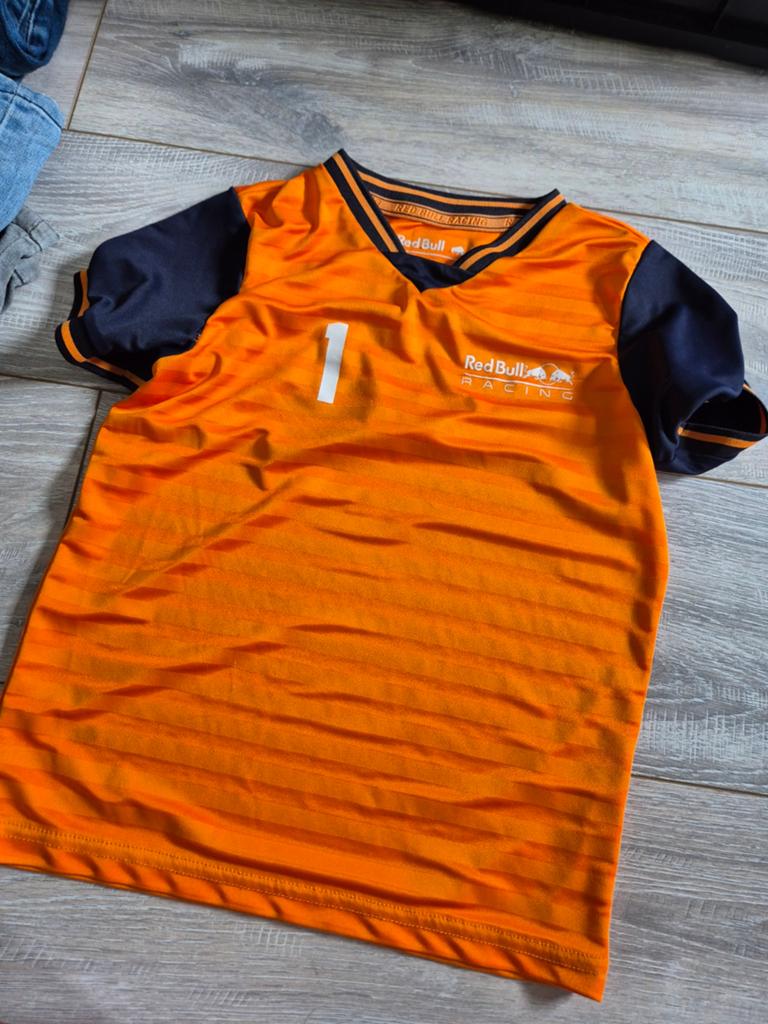 Red Bull Racing T-shirt Oranje Maat 140, Maat 48/50 (M), Oranje, Ophalen of Verzenden, Zo goed als nieuw