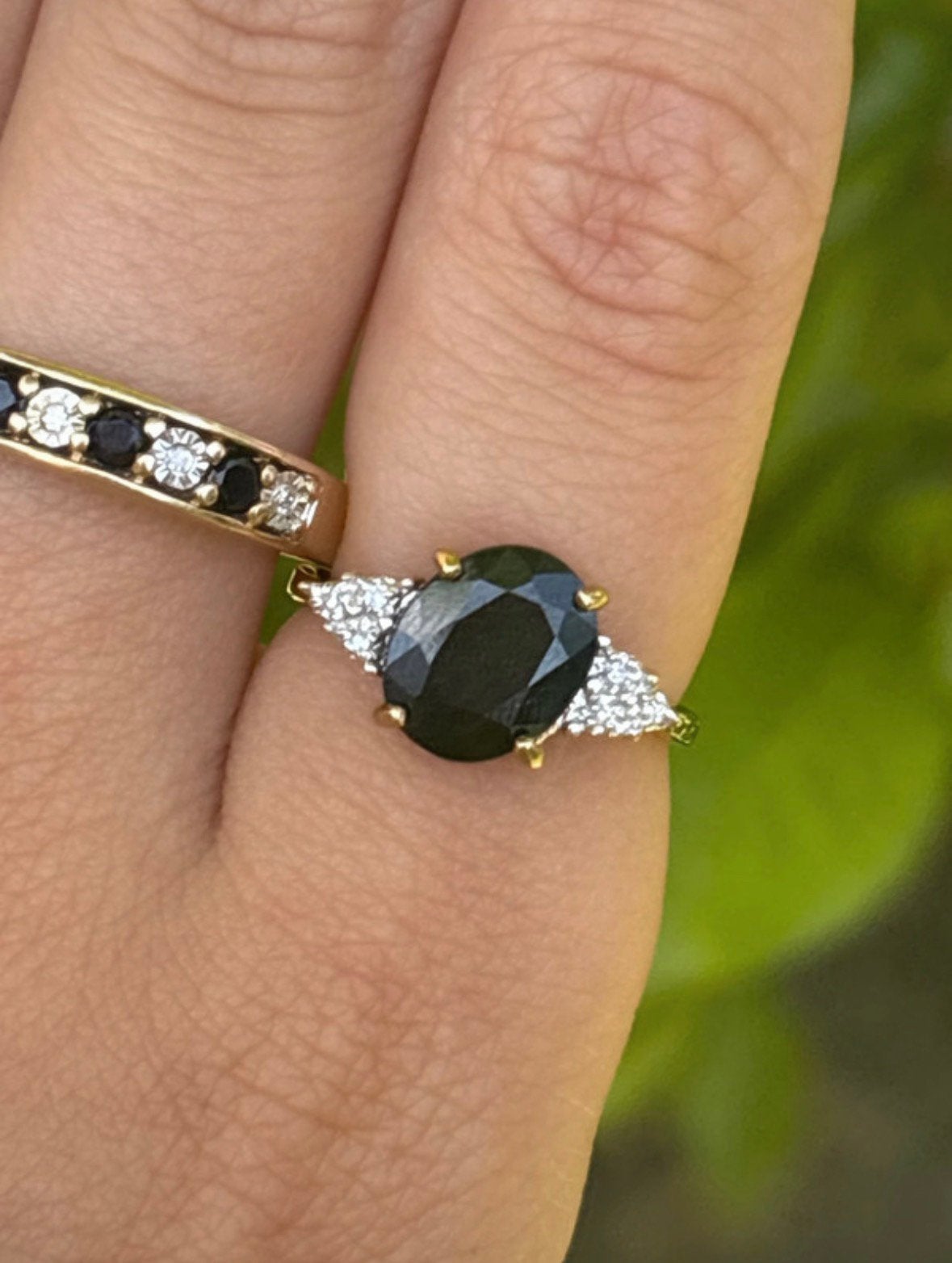 Vintage 9 karaat geelgouden ring met saffier en diamant, Sieraden, Tassen en Uiterlijk, Ringen, Dame, Goud, Goud, Met edelsteen
