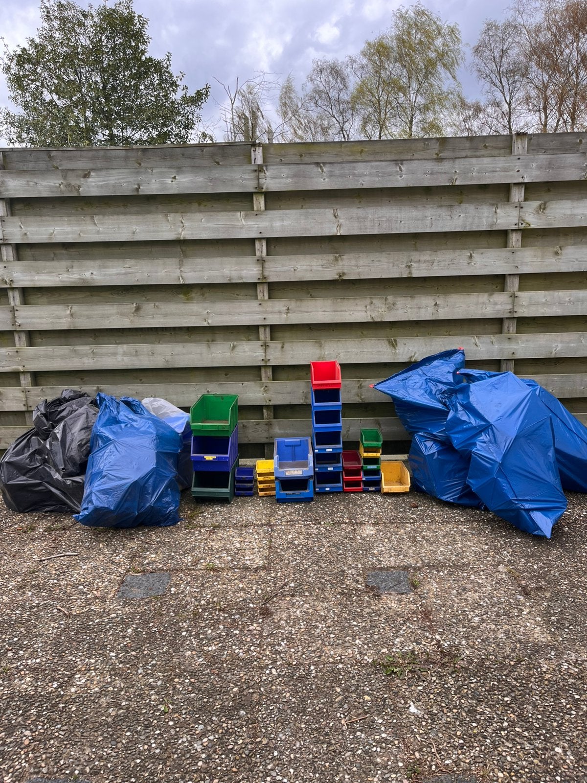 Opbergbakjes 6 zakken vol!, Tuin en Terras, Aarde en Mest, Ophalen, Tuinaarde