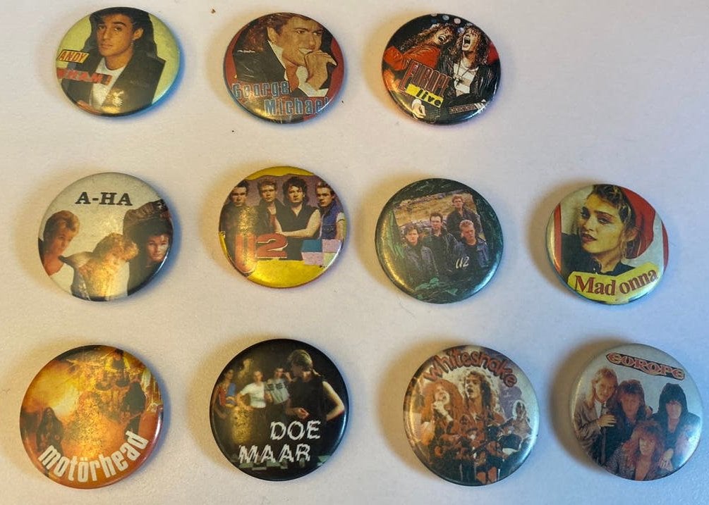 U2 / Europe / madonna etc leuke vintage buttoms, Ophalen of Verzenden, Verzameling