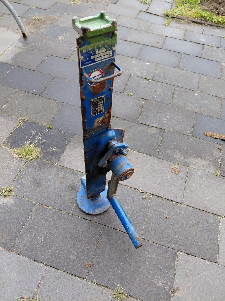 Brano 15 - 00 mechanical jack 2,5 ton krik 2500 kg, Ophalen, Gebruikt, Mechanisch, Garagekrik