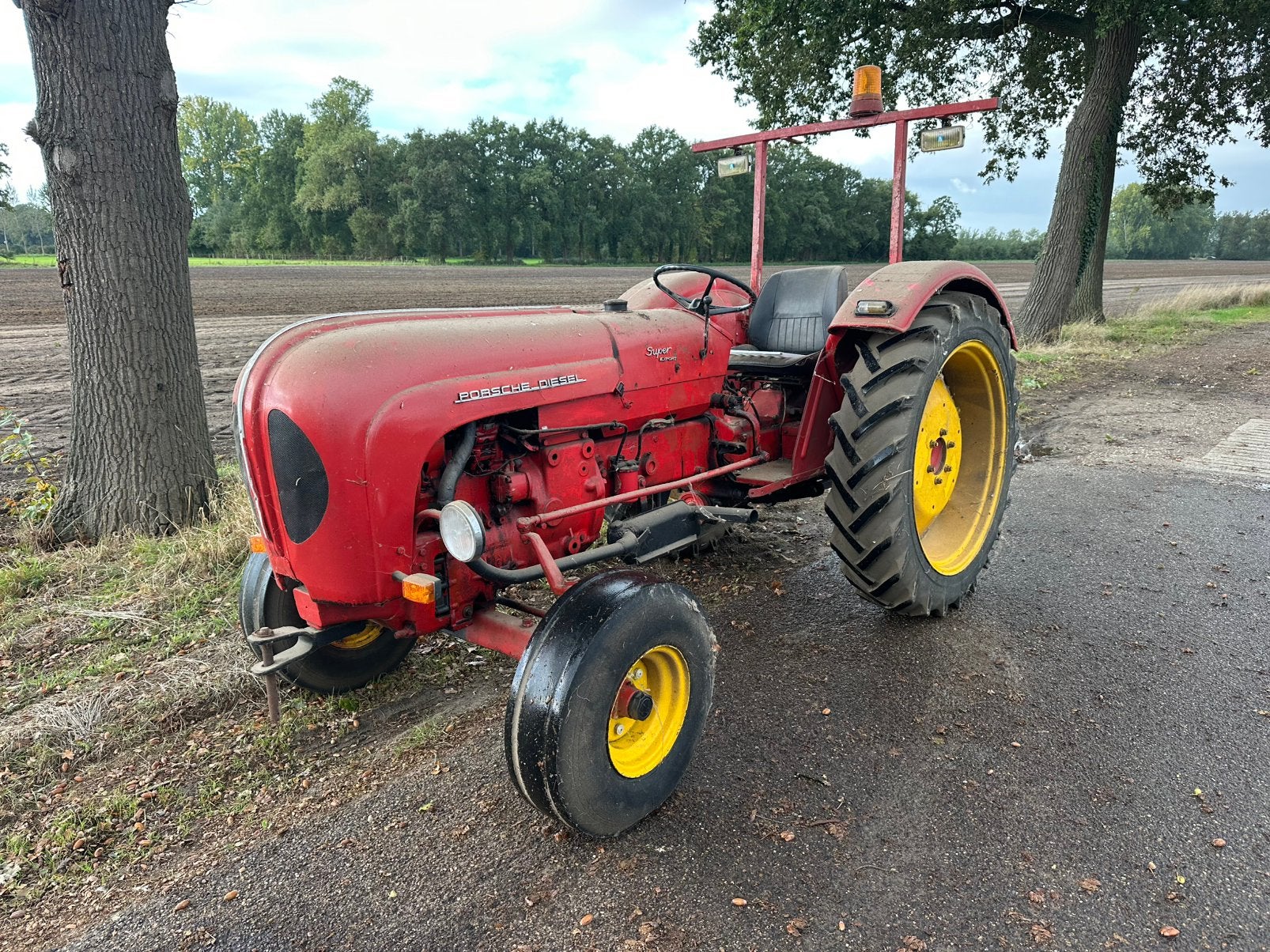 Porsche tractor barnfind  !!!, Overige merken, Tot 2500, Oldtimer, Ophalen of Verzenden