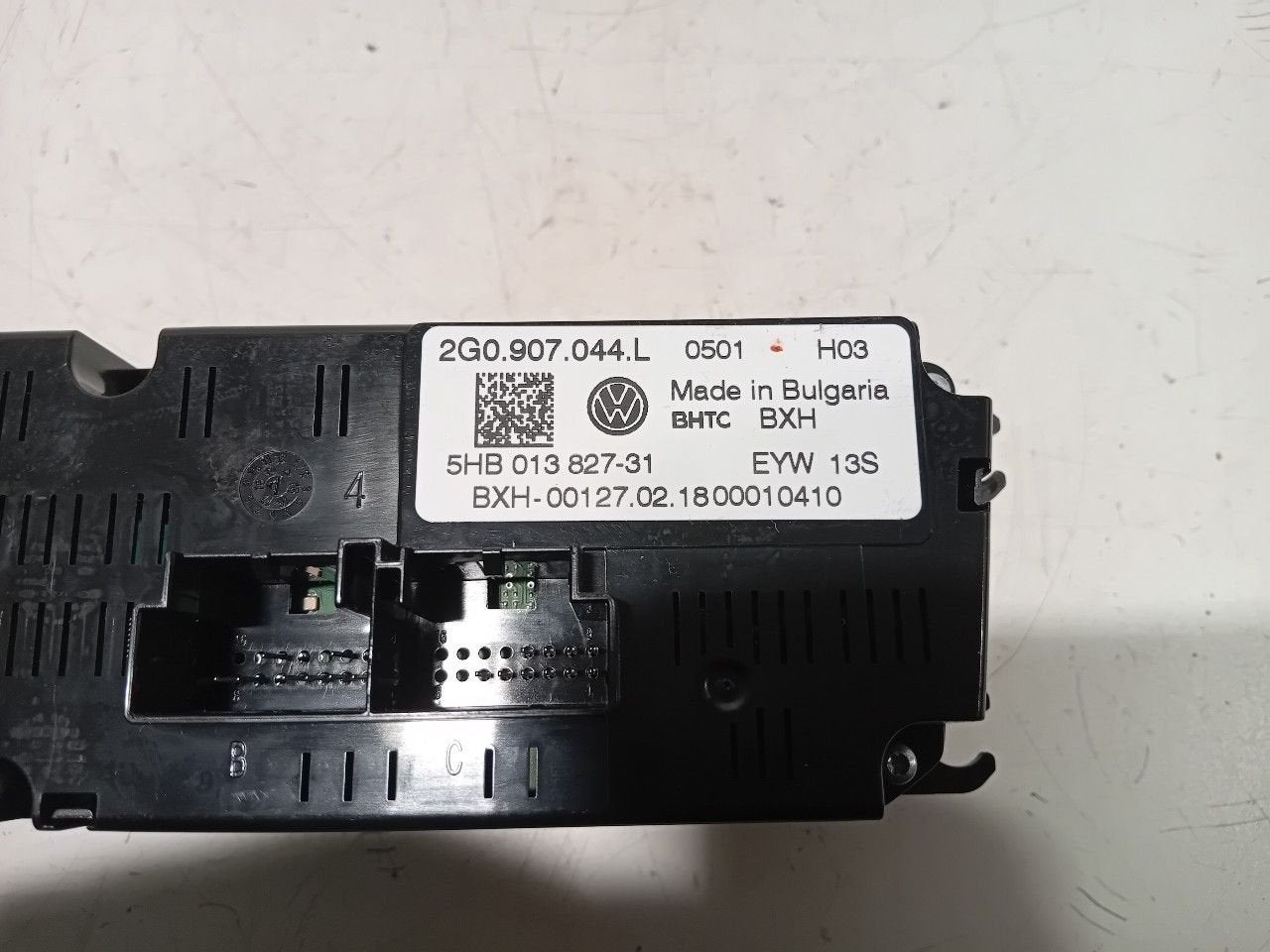 Bedieningspaneel kachel Volkswagen Polo, Onderdelen@venauto.nl, Van der Ven Autorecycling B.V., Gebruikt, Ettenseweg 76, 4706 PB Roosendaal, The Netherlands