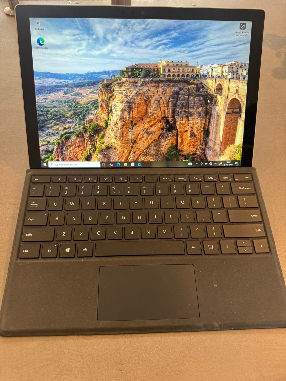 Microsoft surface pro, 2 tot 3 Ghz, Qwerty, 8 GB, 12 inch