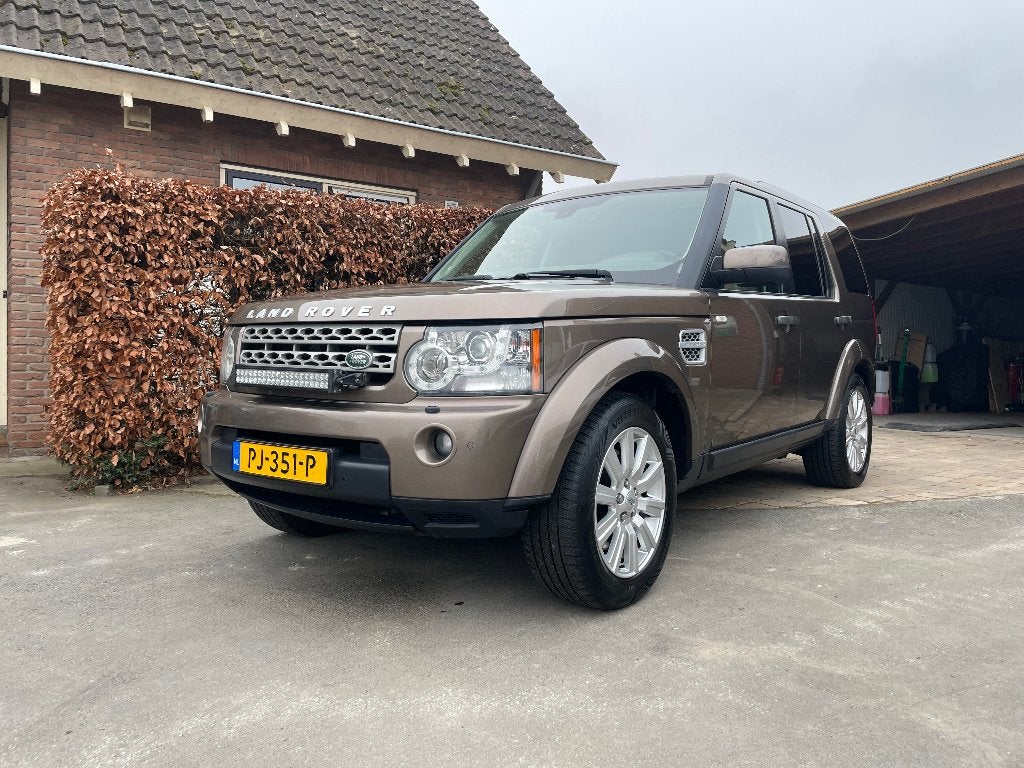 Land Rover Discovery 4 3.0 SDV6 HSE 7-persoons | APK 02-2027, Auto's, Automaat, Euro 5, Beige, 2993 cc