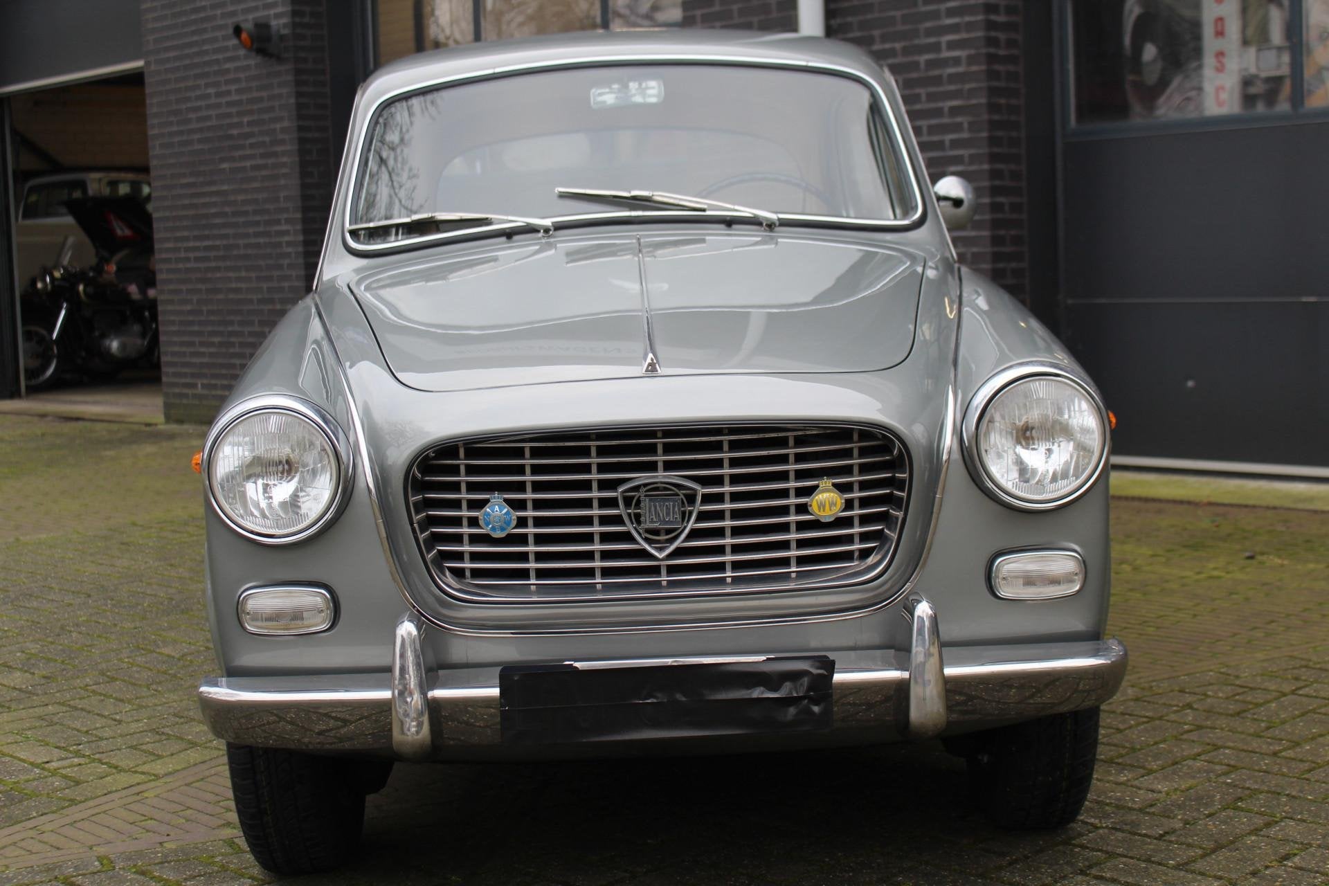 Lancia APPIA Series III Berlina V4 NIEUWSTAAT! RESTORED, foto 4