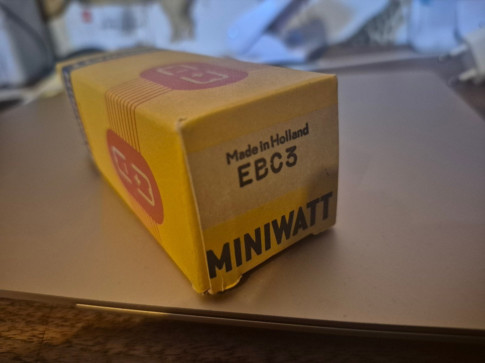 Philips Miniwatt EBC3 NOS buis - Nieuw in doos, Ophalen of Verzenden, Nieuw