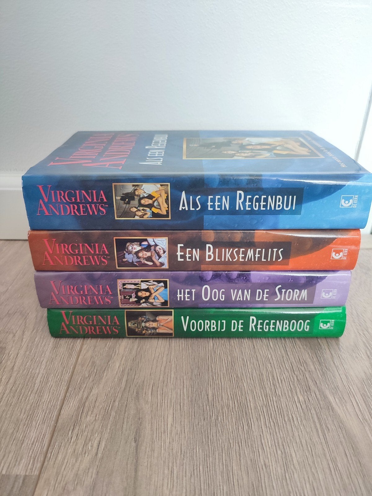 V.C. Andrews - Hudson-serie (4 boeken), Ophalen of Verzenden, Zo goed als nieuw, Virginia Andrews, Nederland