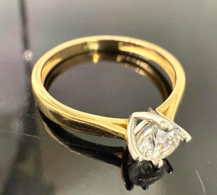 Prachtige 14 karaats gouden ring trouwring / verlovingsring, Nieuw, Ophalen of Verzenden, Dame, Goud