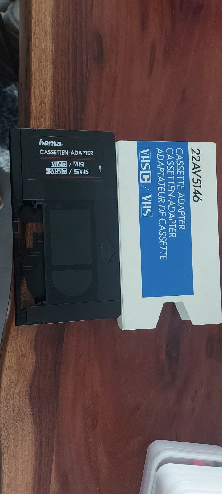Hama VHS-C/SVHS-C Cassette Adapter - Nieuw in doos, Ophalen of Verzenden, Zo goed als nieuw, Overige typen
