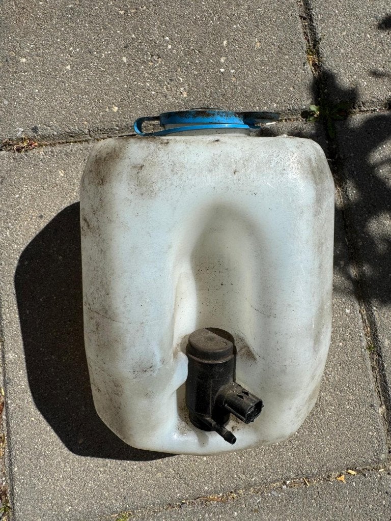 Ruitenwisservloeistofvat met pomp van MG F MGF 1997, Ophalen, Gebruikt, MG