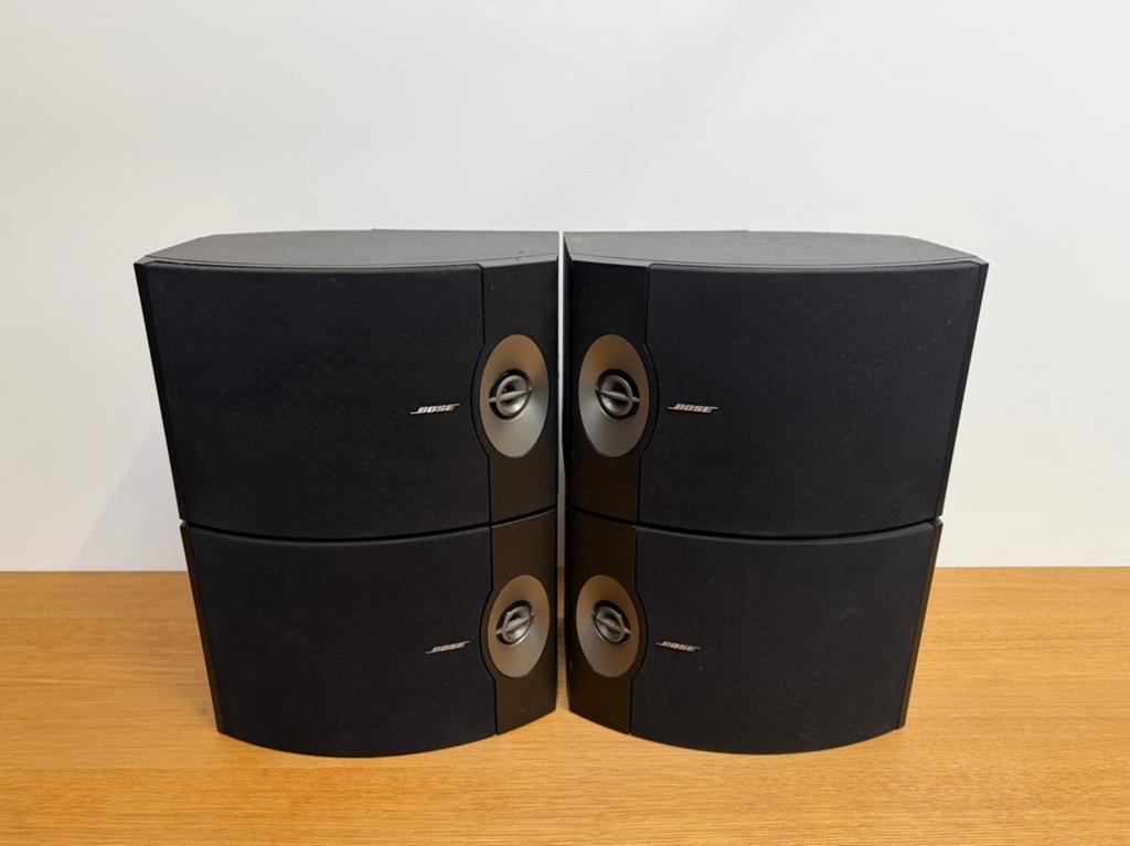4x Bose 301 serie 5 luidsprekers / speakers zwart, Ophalen of Verzenden, Zo goed als nieuw, Bose, 120 watt of meer