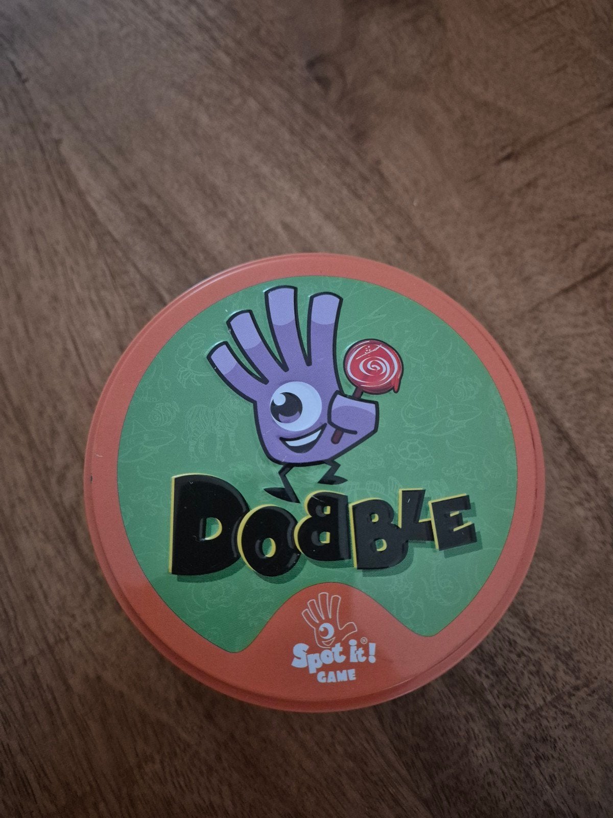 Dobble Spot It! kaartspel in blik, Vijf spelers of meer, Ophalen of Verzenden, Gebruikt, Asmodee