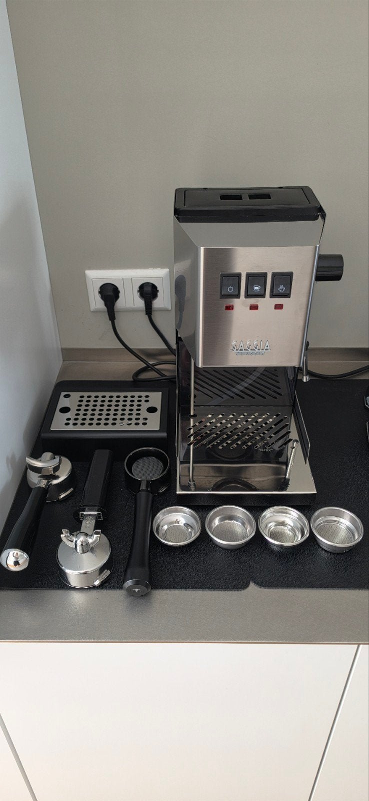 Gaggia Classic Pro (incl. PID, 9 bar spring en accessoires), Ophalen, Zo goed als nieuw, Espresso apparaat