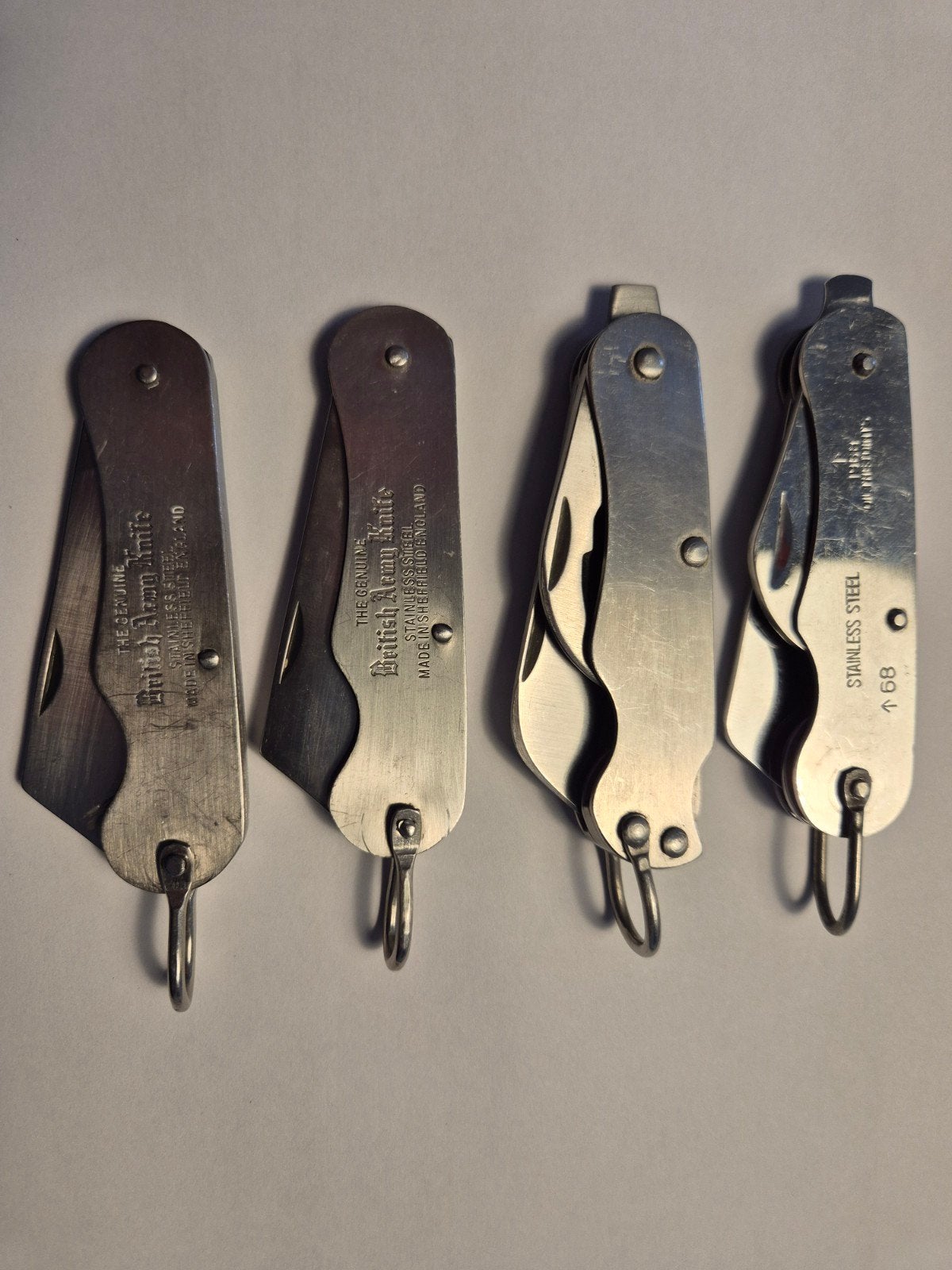 Lotje (4X) Britse legerzakmessen (clasp knives), Ophalen of Verzenden, Landmacht, Engeland, Mes of Dolk