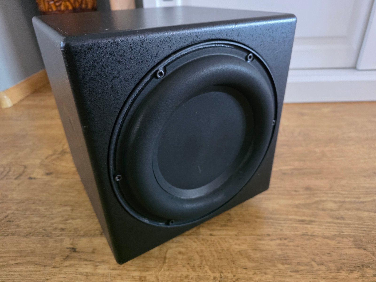 REL Q200E Actieve Subwoofer – Compleet met Speakon Kabel, Audio, Tv en Foto, Luidsprekers, Gebruikt, Subwoofer, Inclusief kabels