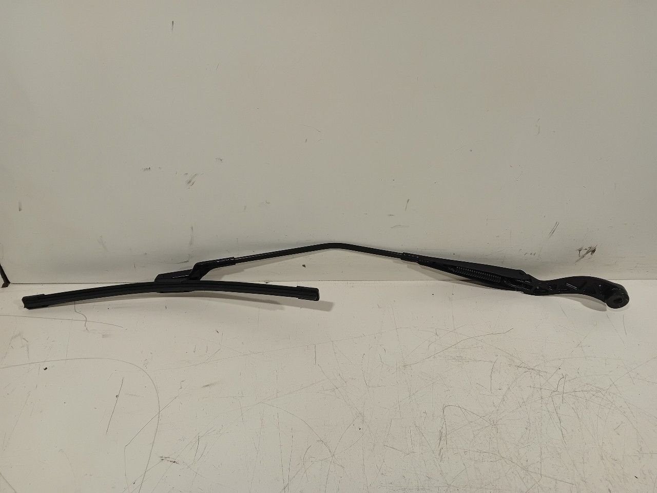 Ruitenwisserarm rechts voor Ford EcoSport, Onderdelen@venauto.nl, Van der Ven Autorecycling B.V., Gebruikt, Ettenseweg 76, 4706 PB Roosendaal, The Netherlands