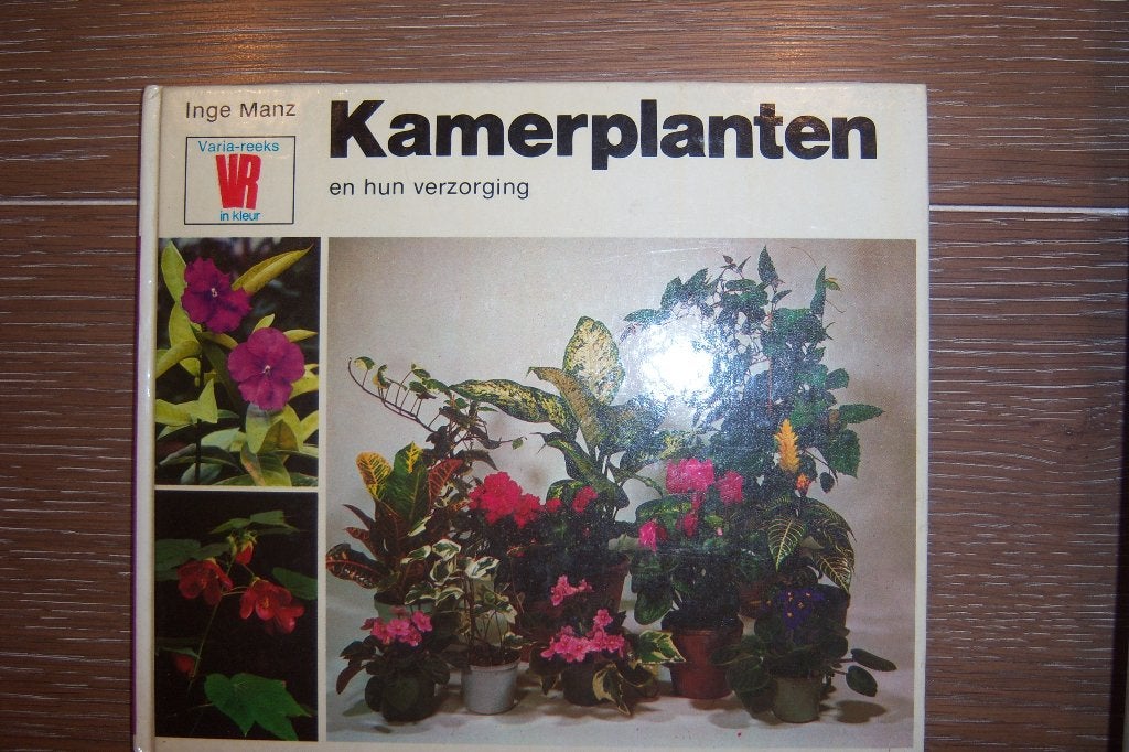 Kamerplanten en hun verzorging (Variareeks - Inge Manz), Ophalen of Verzenden, Gelezen, Kamerplanten