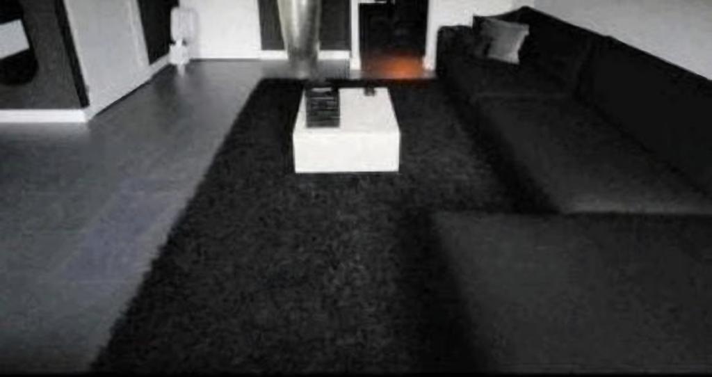 Mooi zwart kleed 2x3, Ophalen, Zwart, 200 cm of meer, Zo goed als nieuw