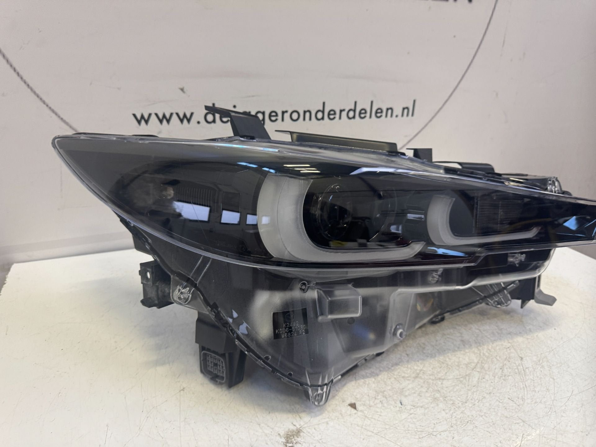 MAZDA CX5 CX 5 FACELIFT LED KOPLAMP RECHTS KSD651030, Gebruikt, Shinchi, Fuchu-Cho 3-1
730-8670  Hiroshima, Mazda Motor Corporation