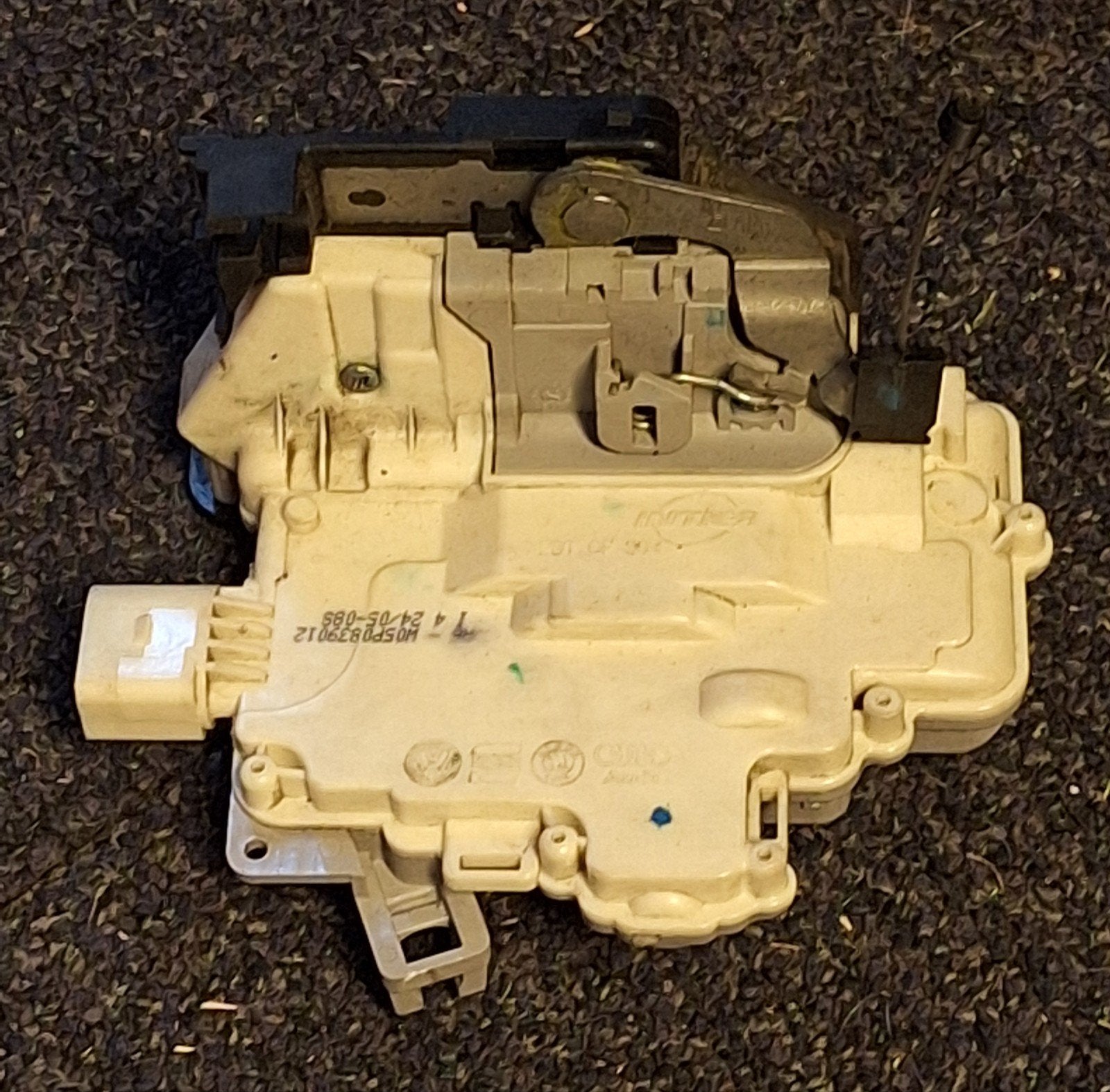 Deur mechanisme, Ophalen, Seat